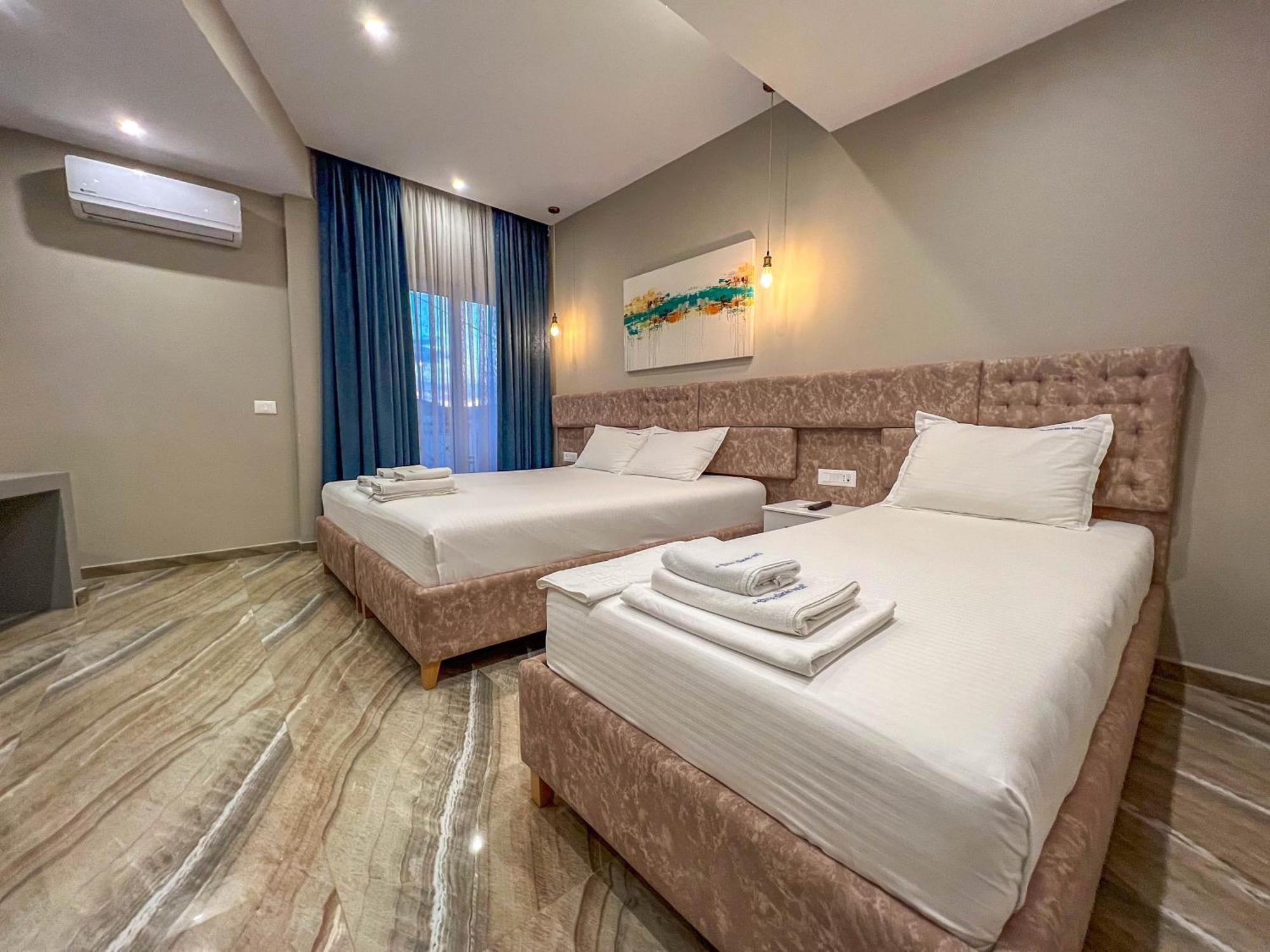 Rumani 3 Islands Hotel Ksamil Bagian luar foto