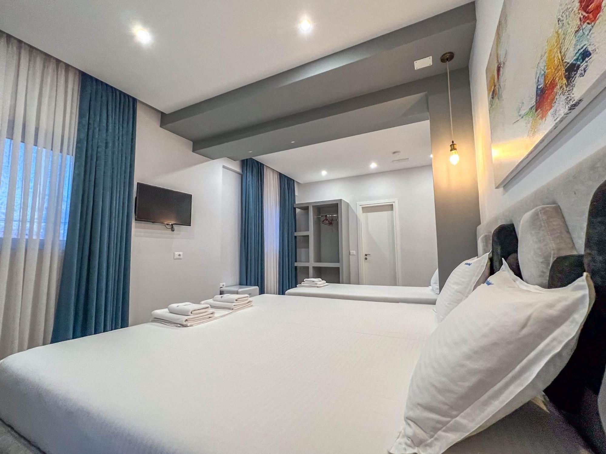 Rumani 3 Islands Hotel Ksamil Bagian luar foto